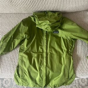 Patagonia Torrentshell Rain Jacket women’s small EUC